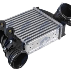 Intercooler, chladič plniaceho vzduchu AUDI A3 (00-03), LEON (05-06), TOLEDO II (1M2) (98-) 1.9 TDI, OCTAVIA (00-10), BORA (1J) (99-) 1.9 TDI, GOLF IV (00-06) 1.9 TDI